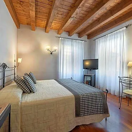 Marco Polo Hotel 3*