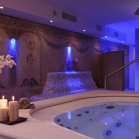 Marco Polo Hotel