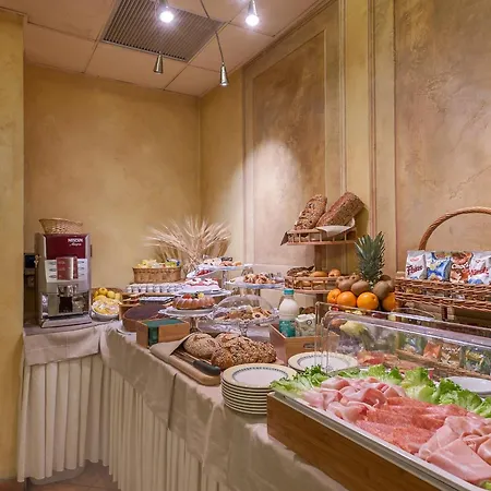 Marco Polo Hotel 3*